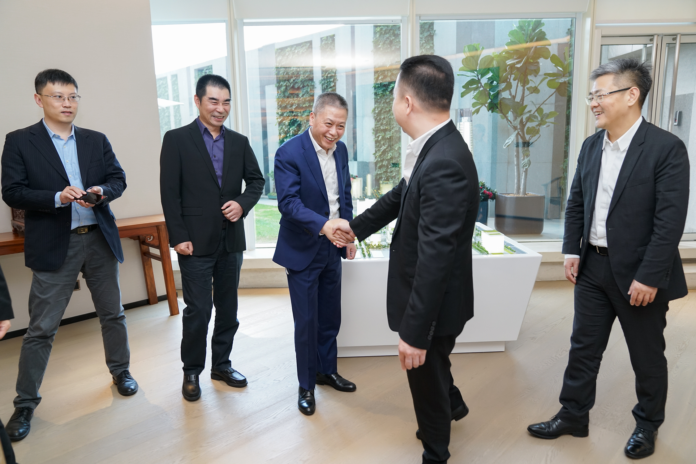 “携手共筑 美好城市未来”——城脉控股与通力电梯达成城脉中心项目合作